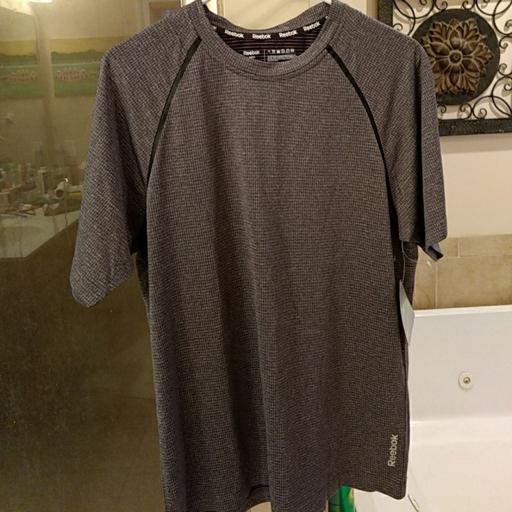 Reebok men's t-shirt